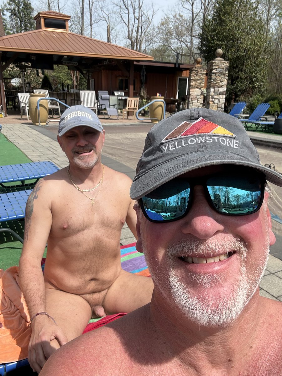 Traveling Homo 🏳️‍🌈 tweet media
