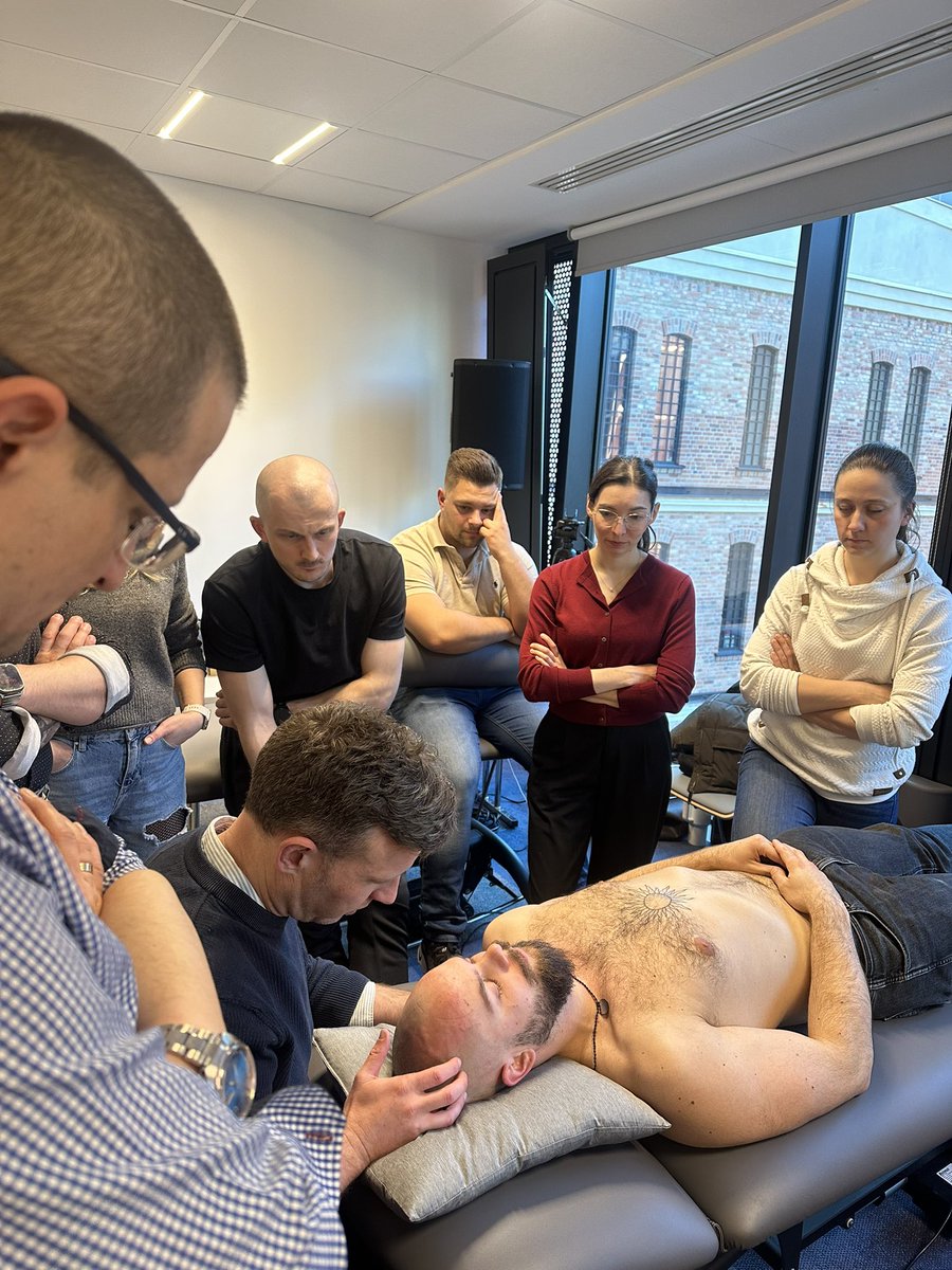 medosteoficomum's tweet photo. https://t.co/gcEaIMToGS Warsaw Osteopathic Medicine Academy #osteopatia #studia #naukaosteopatia #science #osteopathic #podyplomoweosteopatia #WarszawskaAkademiaMedyczna https://t.co/nLS9ZmJRx8