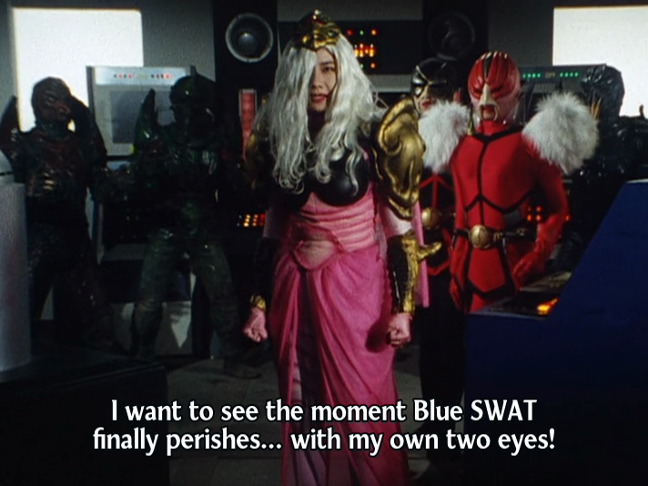 MrChangeDragon's tweet photo. Queen puts pettiness over reason #BlueSWAT https://t.co/xZUoZjLk9B