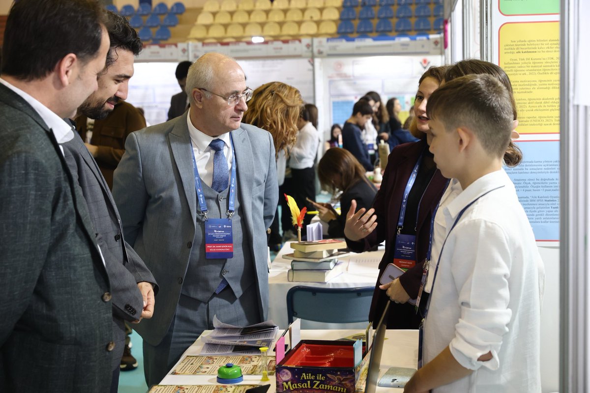 Dokuz Eylül Üniversitesi tweet media