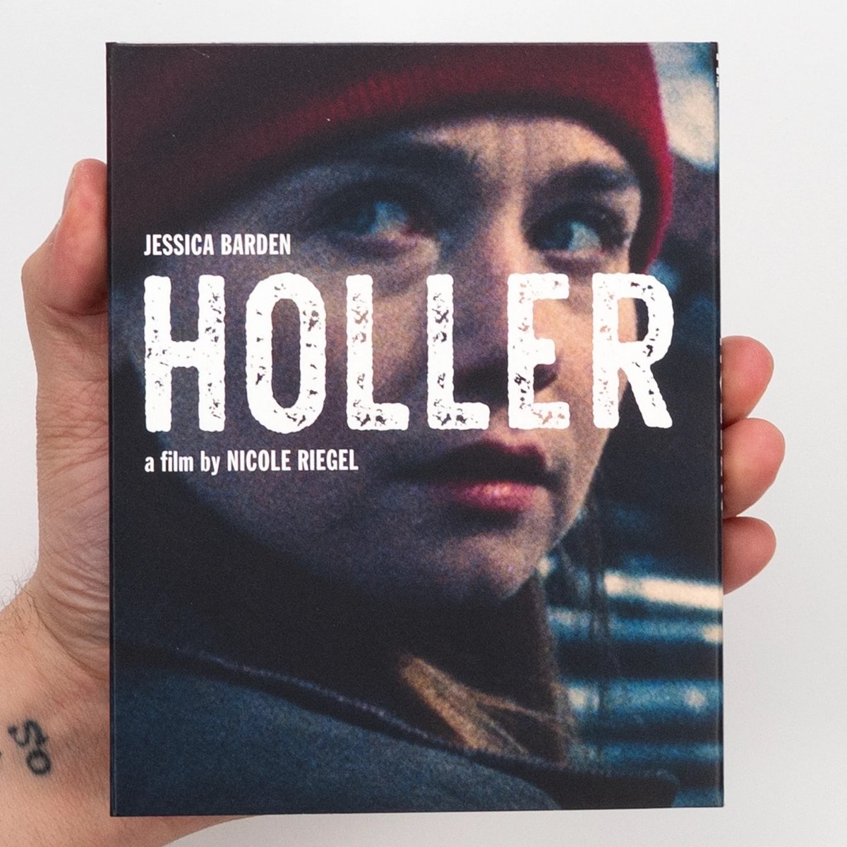disc_connected's tweet image. ***ANNOUNCEMENT***

Now available to preorder on the @VinegarSyndrome website on Blu-ray and shipping later this month in the US from @ocndistro #PartnerLabel @IFC: #Holler (2021)!

In a forgotten pocket of Southern Ohio where American manufacturing and opportunity are dying up,