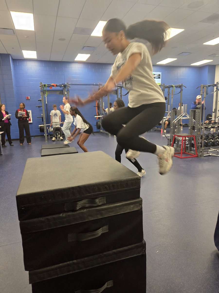 <a href="/BinghamBears/">Bingham MS</a> AVID Homeroom students showed off their tutorial skills and athleticism during the district walk through today. No April Fools here! #bearsrising #isdAVID #staynorth