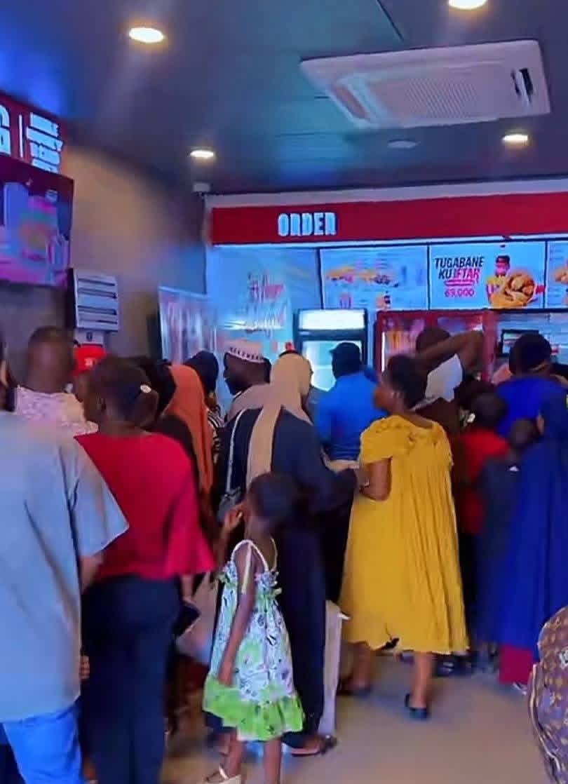 Mwami lu tweet media