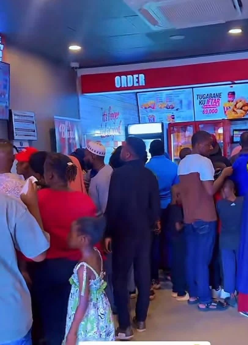 Mwami lu tweet media