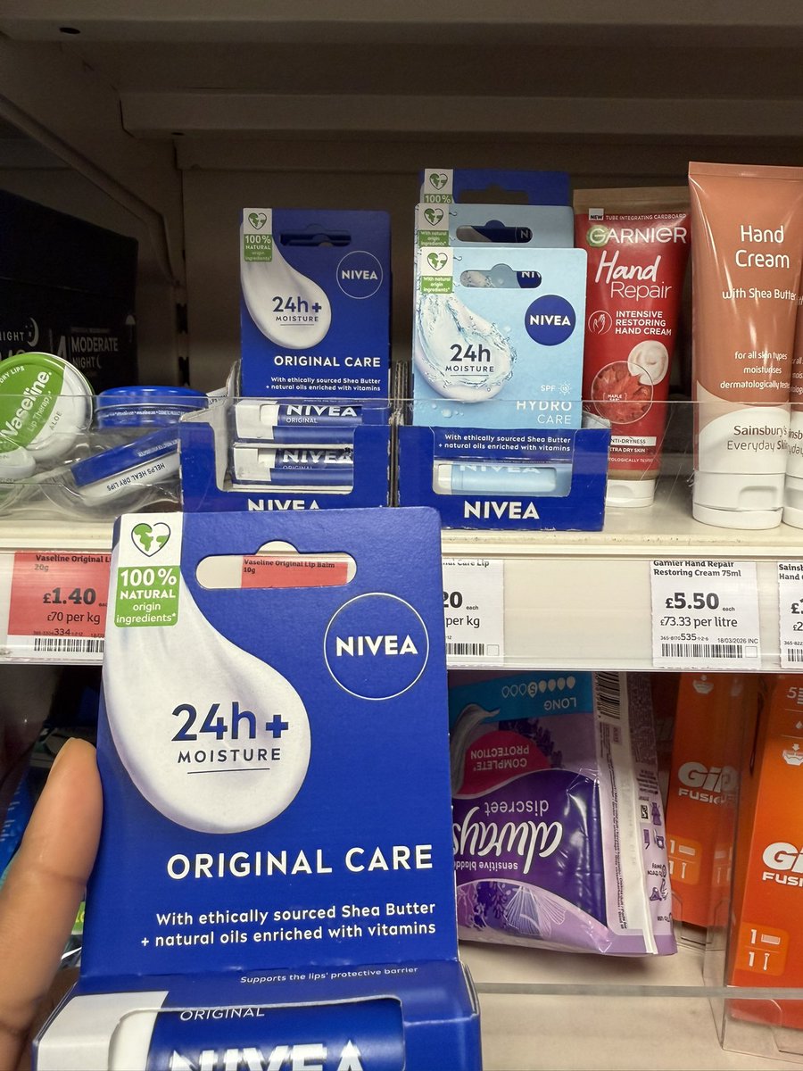 Adarh☂️💜 tweet media