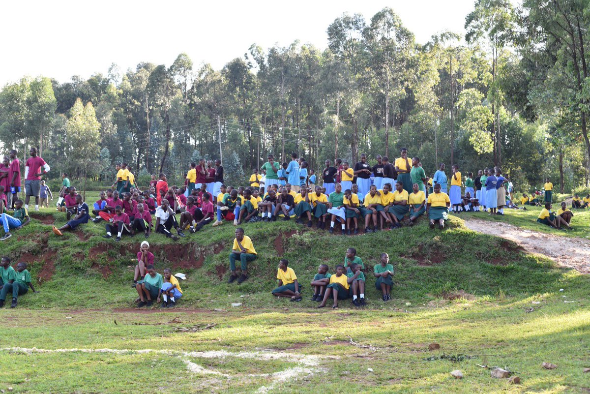 We’re talking about #MentalHealth and #SRH today! 

What do you think is the biggest barrier for students seeking health advice?
🗳️ Fear of stigma
🗳️ Lack of information
🗳️ Privacy concerns
🗳️ Not knowing where to go
Drop your thoughts below! 👇