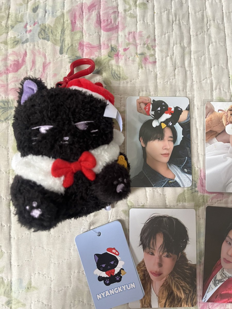 Sarah 🌻 tweet media