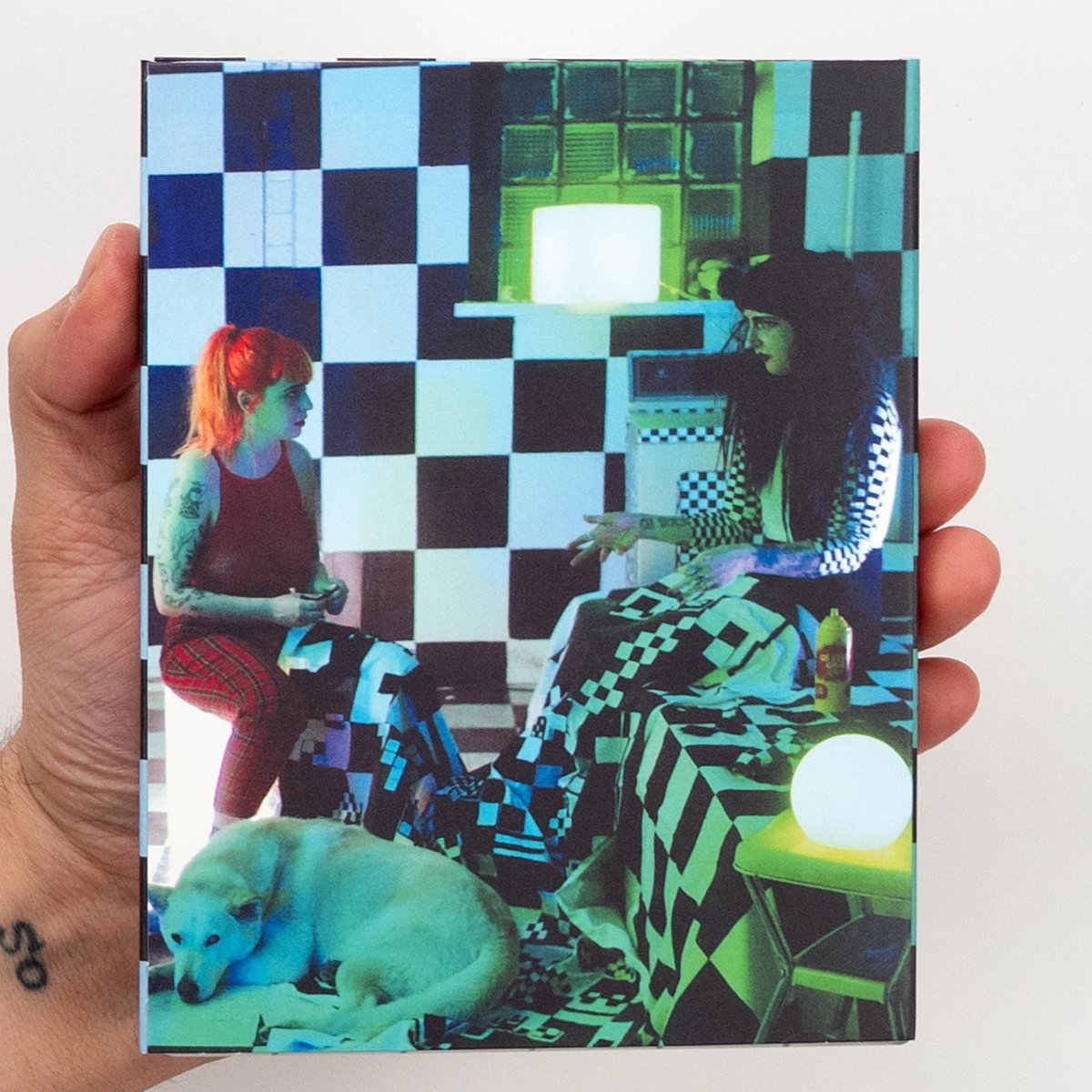 disc_connected's tweet image. ***ANNOUNCEMENT***

Now available to preorder on the @VinegarSyndrome website on Blu-ray and shipping later this month in the US from @ocndistro #PartnerLabel #ArtLabel: #HolyTrinity (2019)!

After an incident huffing her drug of choice—a mysterious aerosol can from the