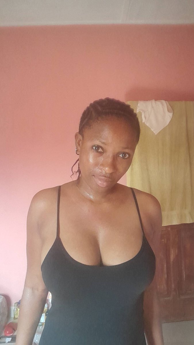 Pretty chichi 🎀 tweet media