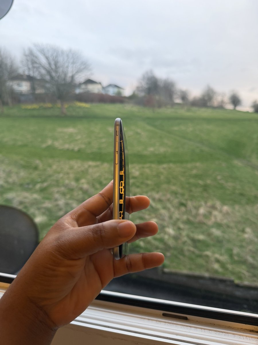 Iamveektoria.base.eth 🙂↔️🌳 ✠ tweet media