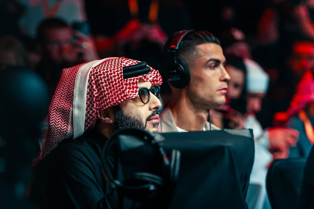 n e e d y tweet media