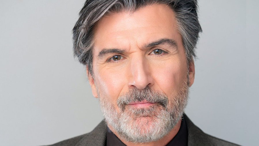 TheSpoilerGirl's tweet image. Honestly would love to see this man on any soap again. #YR #GH #Days #Boldandbeautiful #BeyondTheGates