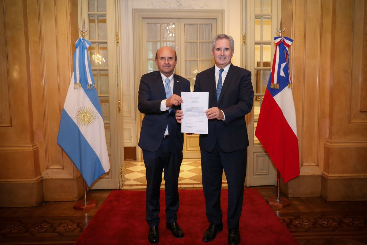 Embajada de Chile en Argentina tweet media