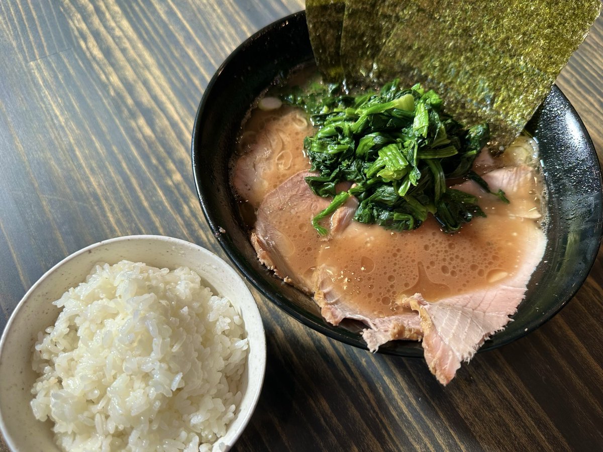 menyasanpachi's tweet photo. おはようございます☀️
輝道家さんぱちです！
今日はこれから晴れるようで良かったです😮‍💨

輝道家はライスおかわり無料ですので
いっぱい食べて元気に頑張りましょう😁✊

ご来店お待ちしております🔥🔥

11:00-17:007(16:45LO)

 #戸田市役所  #戸田市文化会館  #家系  #ラーメン https://t.co/TP9UT8KC5T