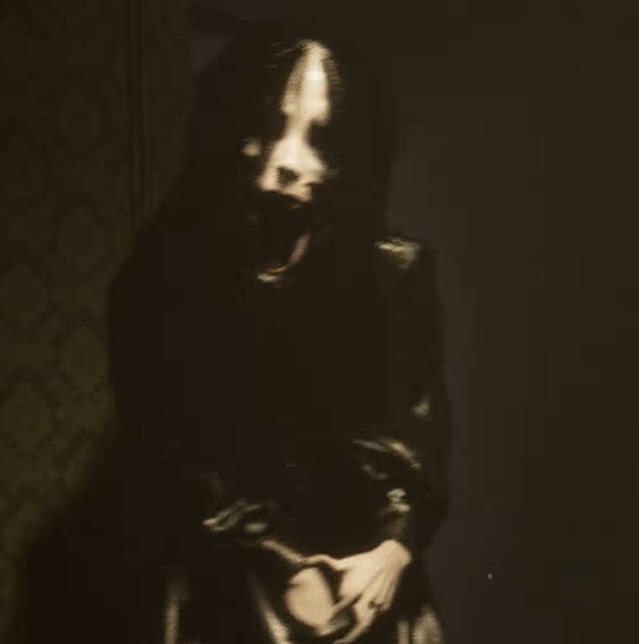 FogTimeGames's tweet photo. Testing the level yesterday and forgot I left this thing in. Cut to a few minutes later and I see it staring at me from around the corner like... 
#horrorgame #indiehorror #horror #creepygame https://t.co/KA2SANChy1