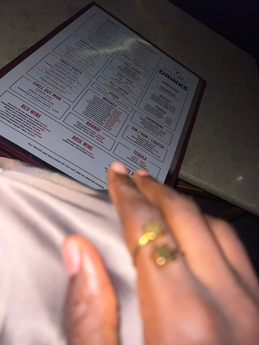 It's aish🌸 tweet media