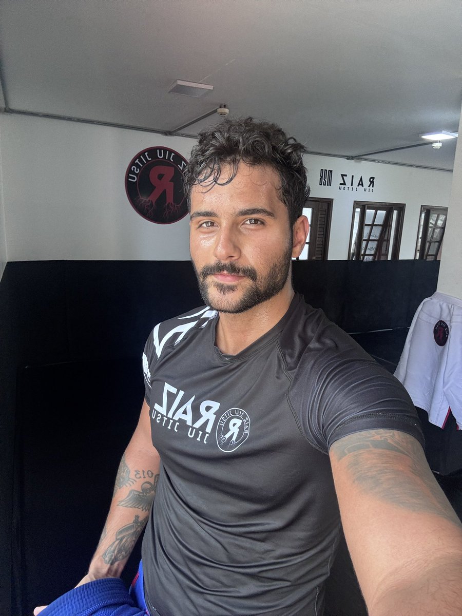 POINT POP tweet media