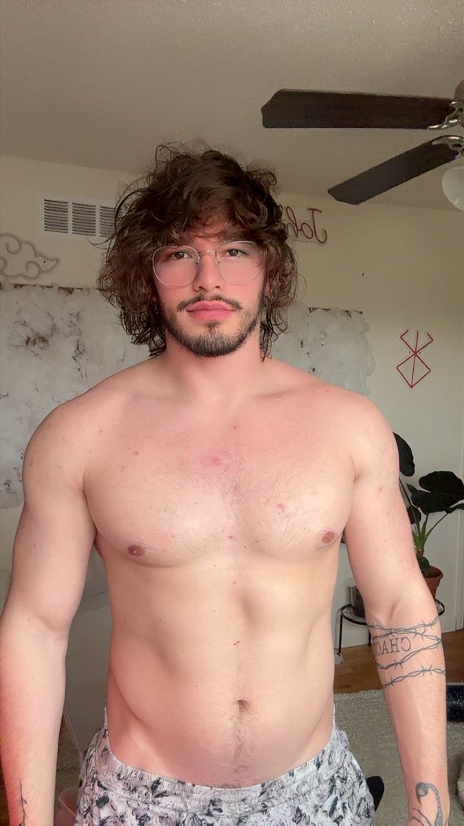 Johnny “No Manners” Stone 🦂 tweet media