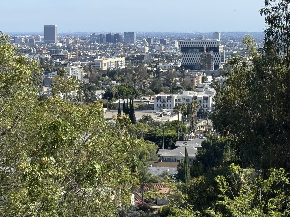 Hear in LA tweet media