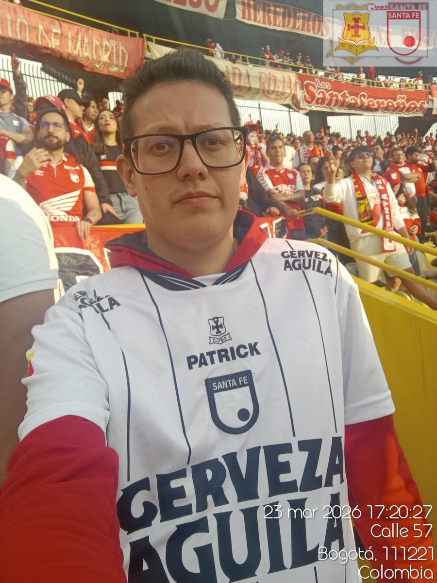 jupack117's tweet photo. Hacía mucho no venía al estadio (desde le lunes antepasado) https://t.co/PnQOS9dVcb
