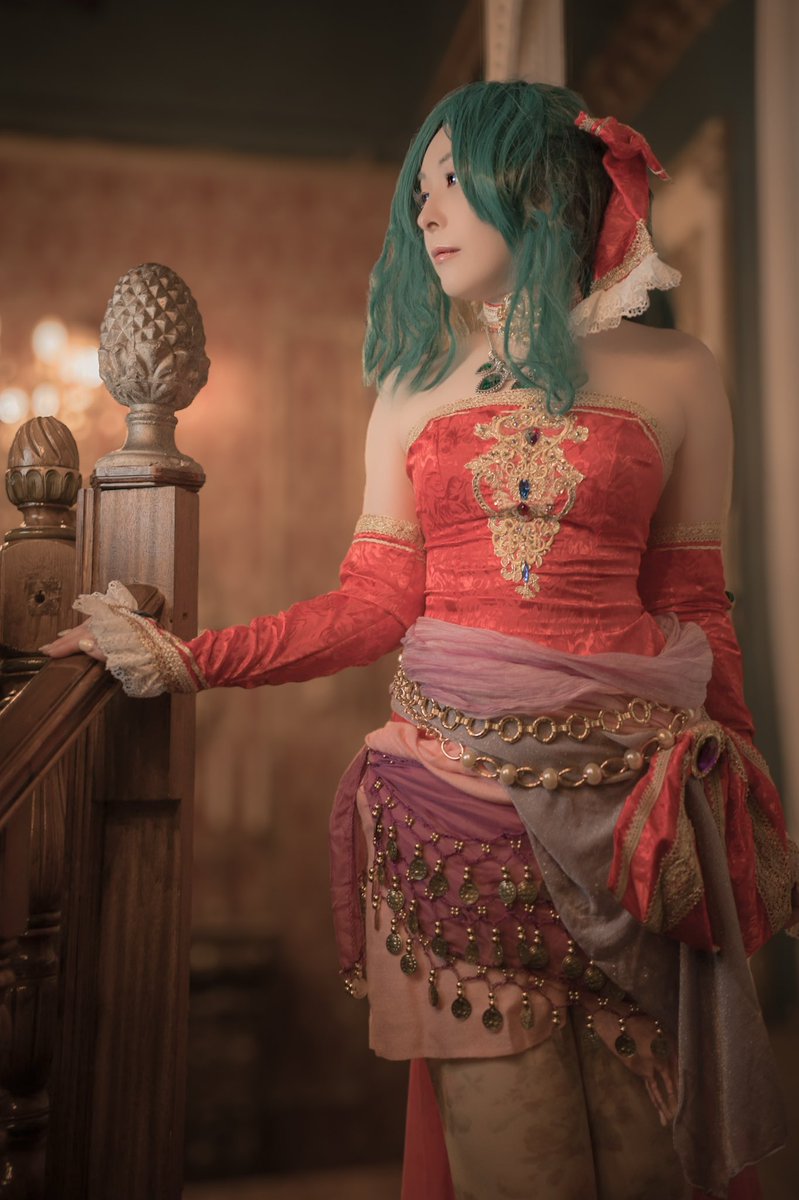 霰（あられ） tweet media