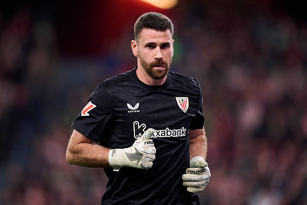 أوناي سيمون: "أفضل حارس في العالم حاليًا؟ تيبو كورتوا، إن كان هناك كرة لا يستطيع صدّها، فلن يستطيع أي حارس ذلك."