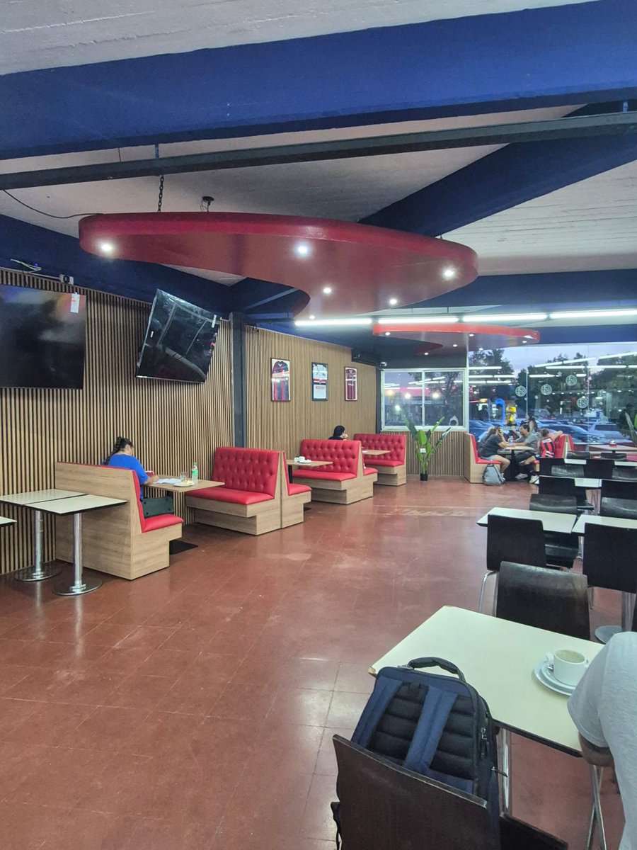 UNIVERSO A Z U L G R A N A tweet media