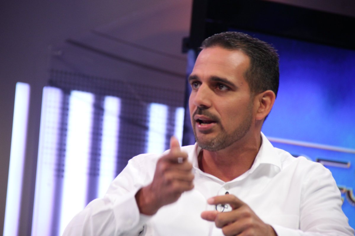 Roque Castro tweet media