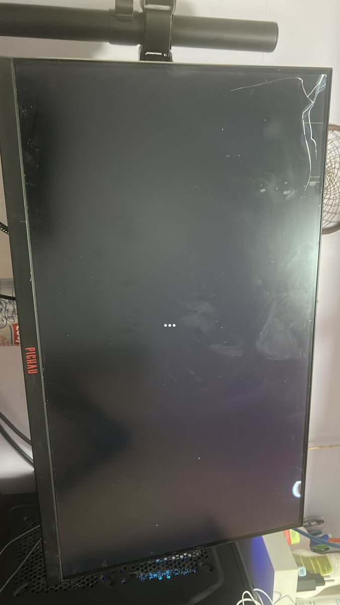 Bruxinha tweet media