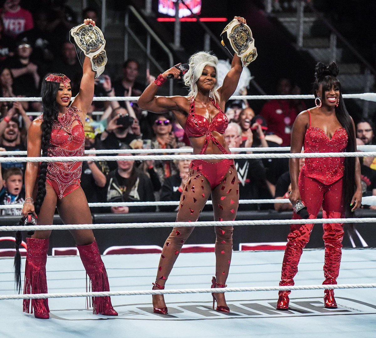 ⚠️B⚠️ tweet media