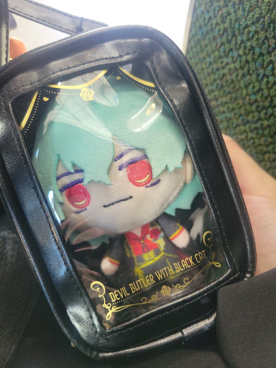 こざめ tweet media