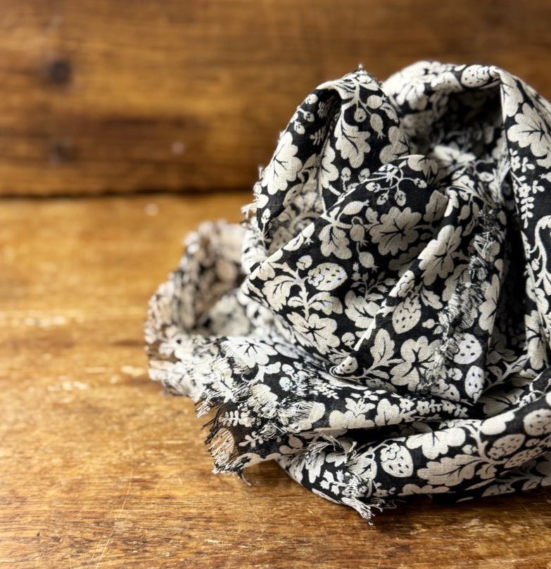 英国の服と雑貨 吉祥寺よろず屋 tweet media