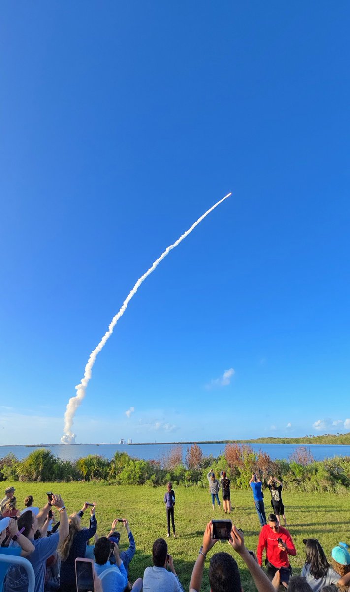 JennJenn10 tweet media