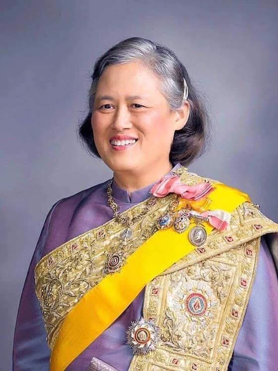 เนื่องในโอกาสวันคล้ายวันพระราชสมภพ สมเด็จพระกนิษฐาธิราชเจ้า กรมสมเด็จพระเทพรัตนราชสุดาฯ สยามบรมราชกุมารี ทรงเจริญพระชนมายุ ๗๑ พรรษา 
ข้าพระพุทธเจ้าขอถวายพระพรชัยมงคล ขอพระองค์ทรงพระเจริญ มีพระชนมายุยิ่งยืนนาน ทรงพระเกษมสำราญ มีพระพลานามัยสมบูรณ์แข็งแรง 
ทรงพระเจริญ 🙏💜🇹🇭