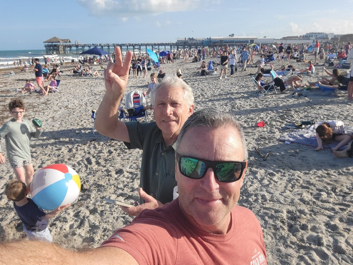 LanceRomantz ⛷️ tweet media