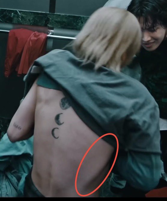 GodKingJimin¹³ tweet media