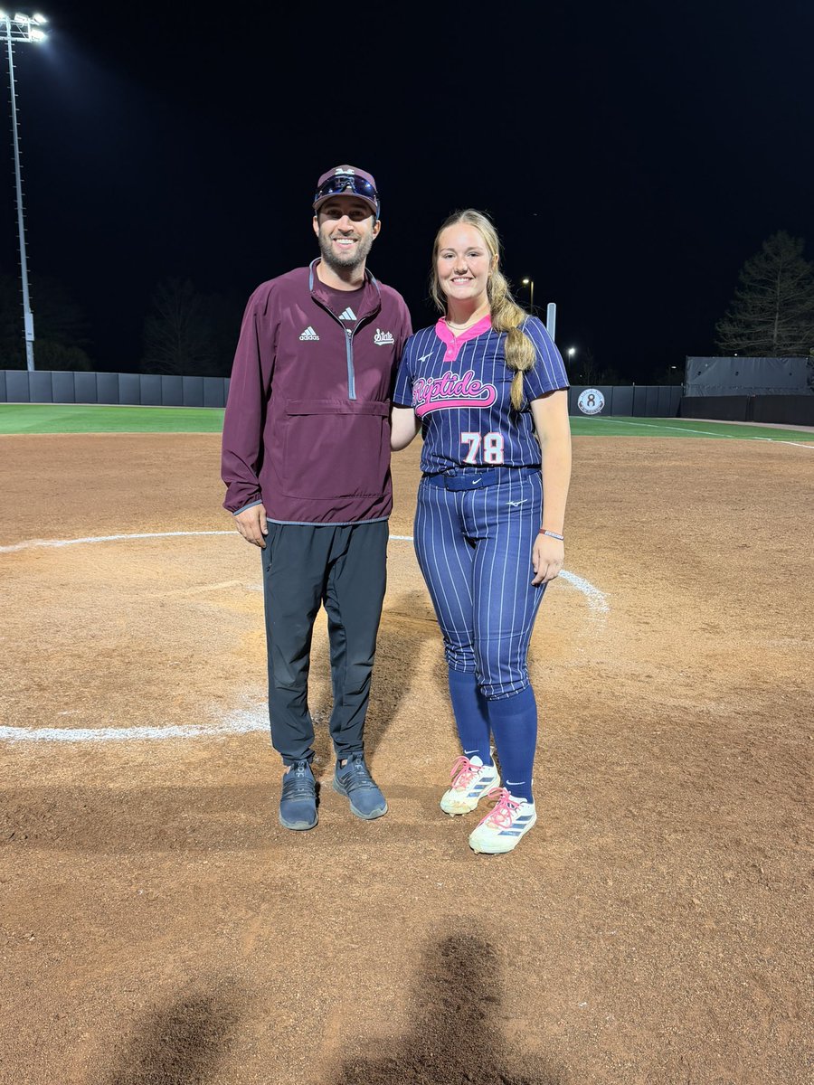 Madison Ray tweet media