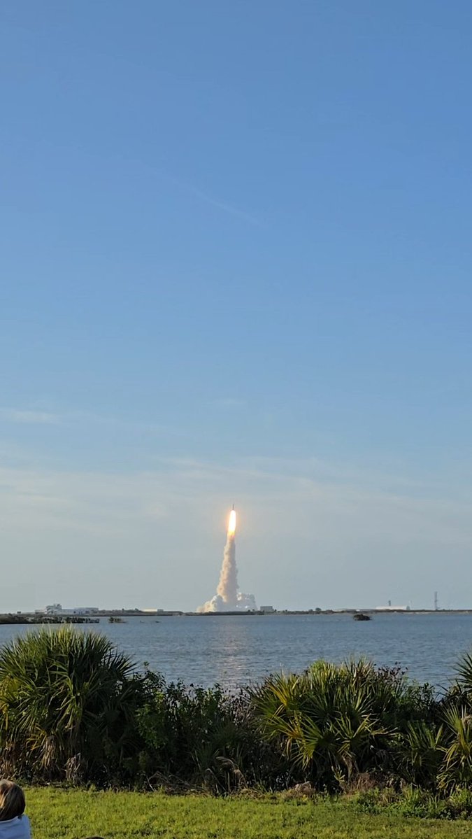 JennJenn10 tweet media