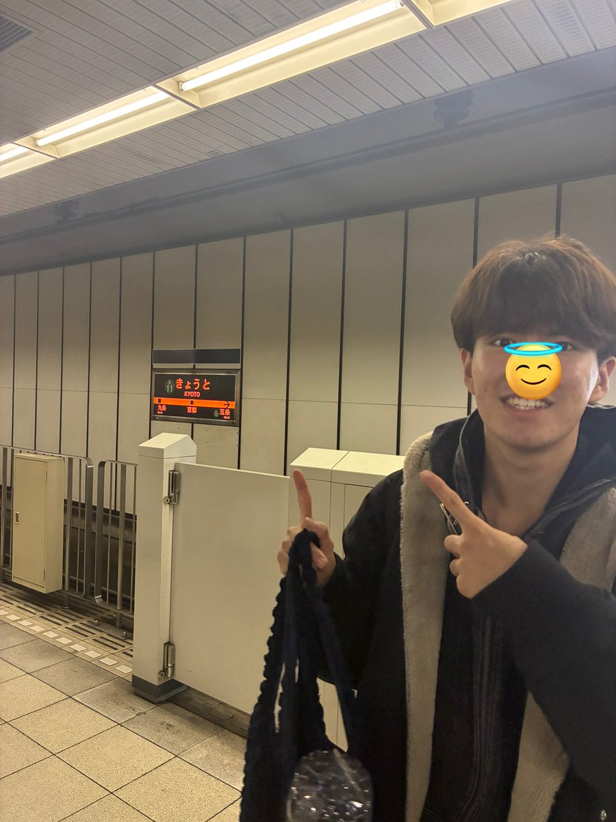 りょーすけ tweet media