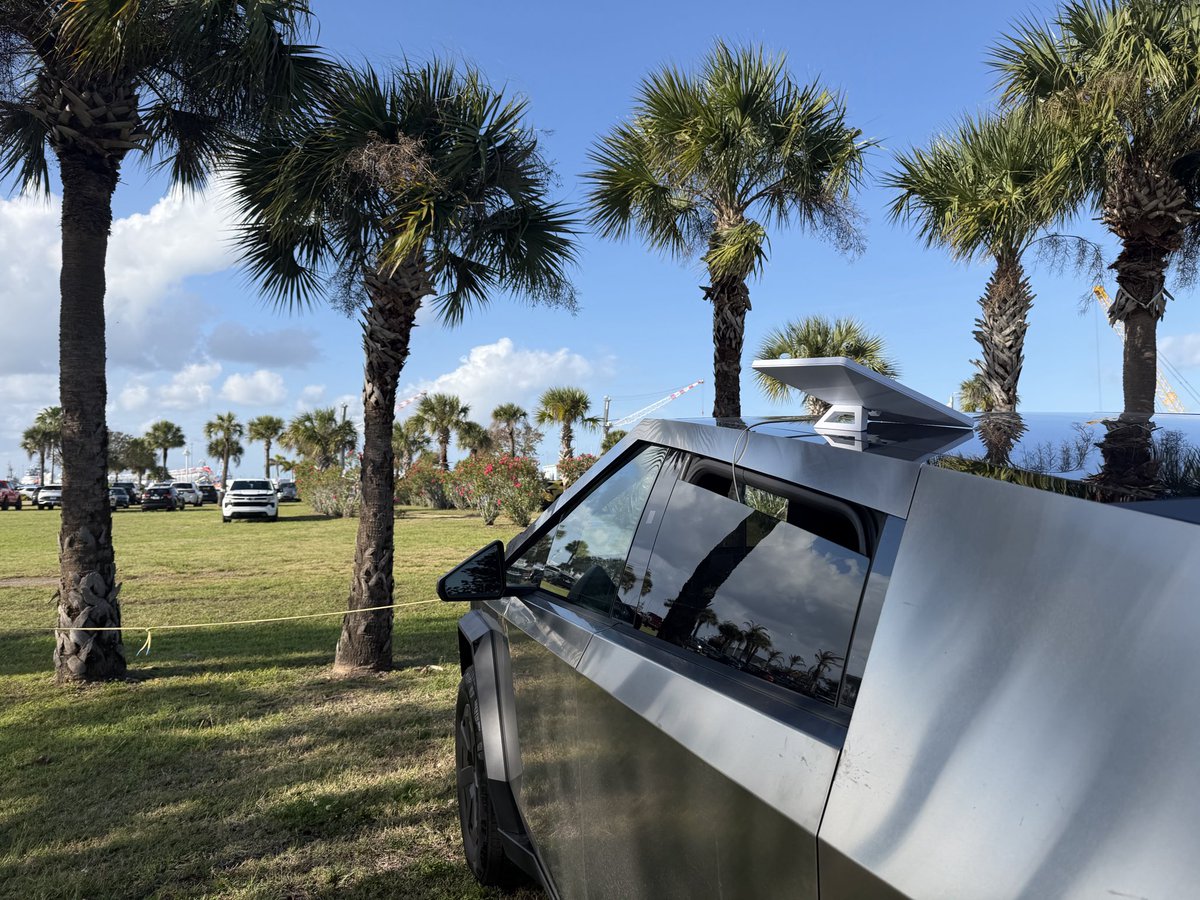 Aaron Burnett tweet media