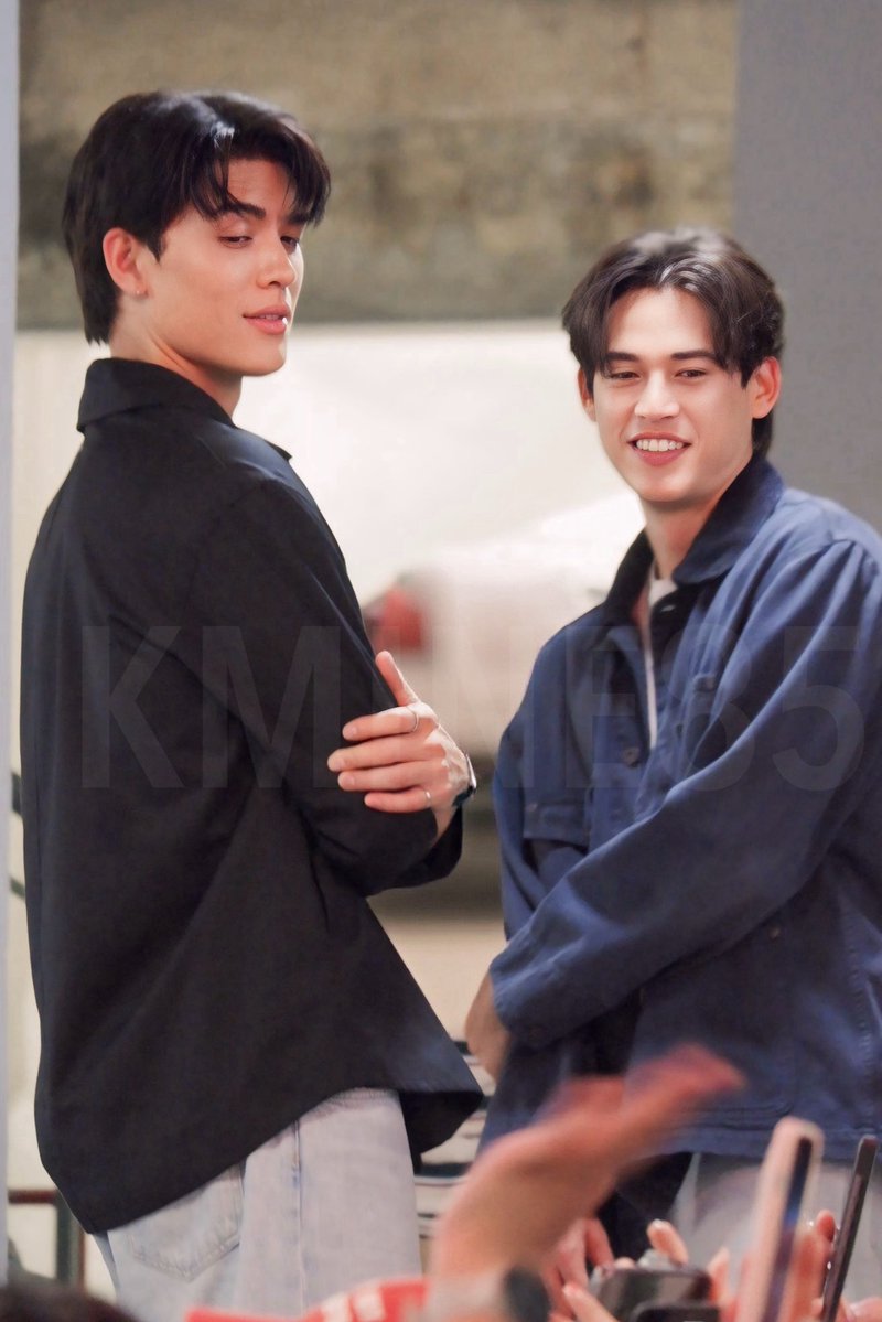 K M I N E 8 5 🦋 tweet media