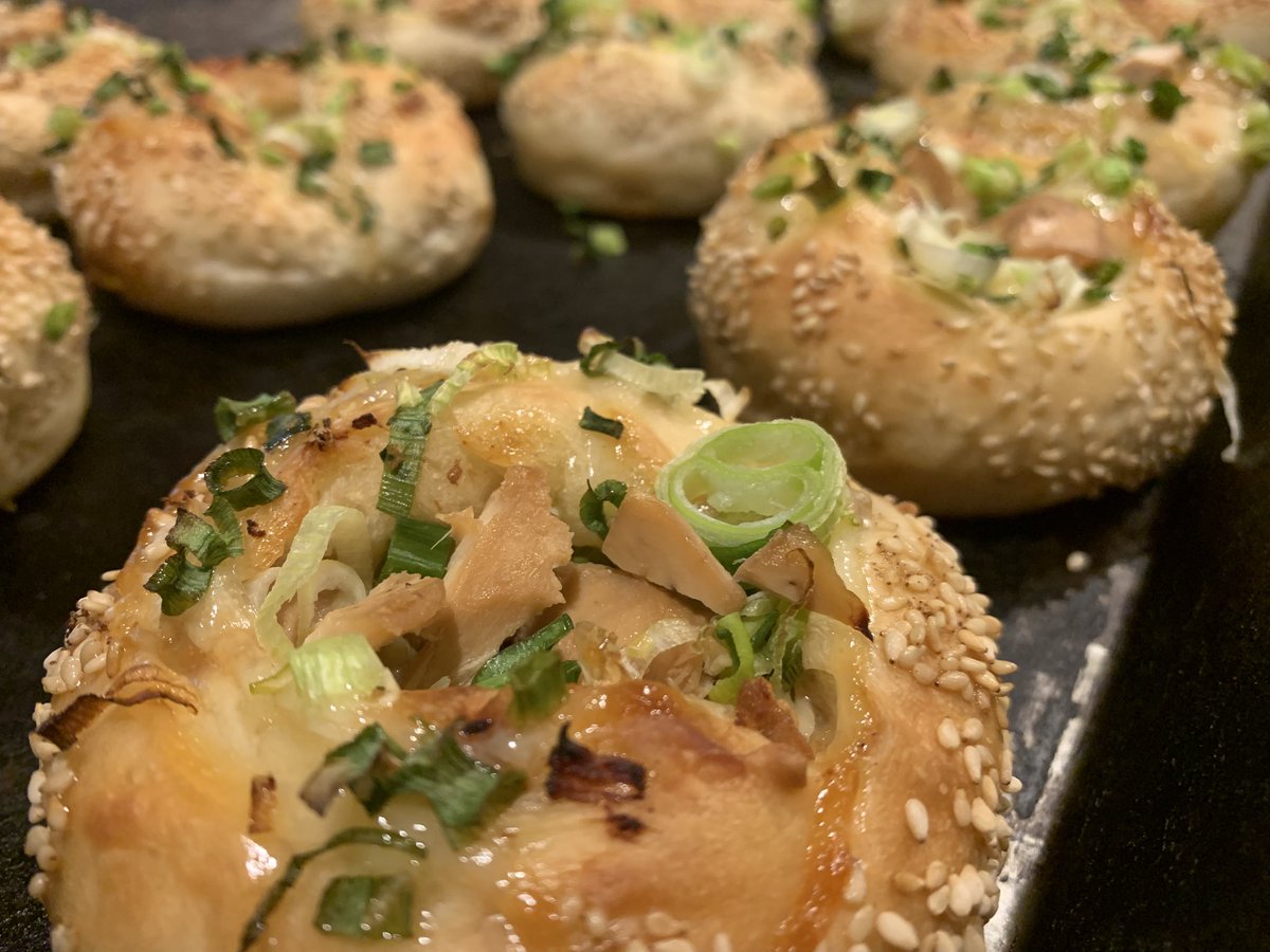 ファニバニ店主 tweet media