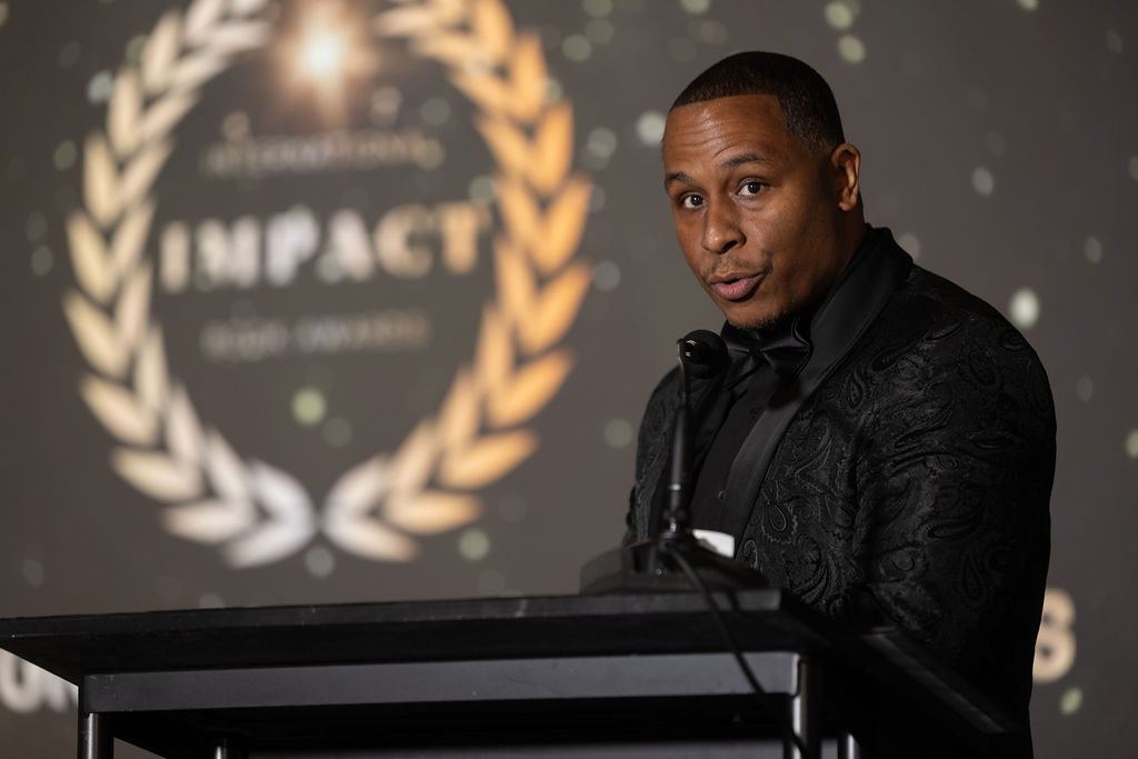 IAmTonyWarrick's tweet photo. There are moments in life when you realize… God didn’t bring you this far just to watch you play small.

If God gave you the vision, He already factored in your doubts, your fears, and your imperfections, and still chose you.

Your life is not random… it’s intentional. https://t.co/ZcgWrh9hc8