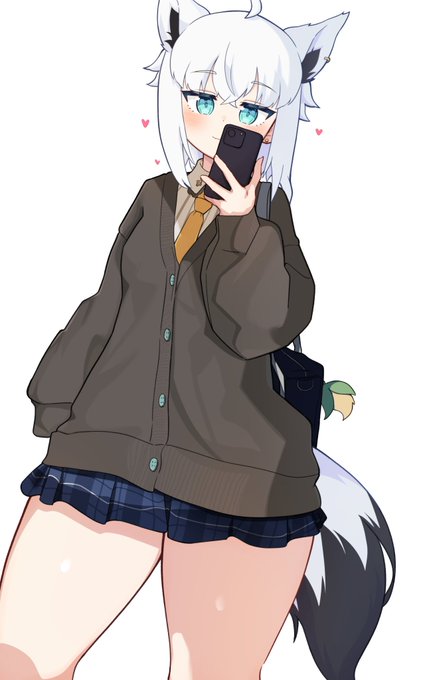 4月になったのでフォロワーさんに自己紹介しようぜ 太もも太めに描いてます