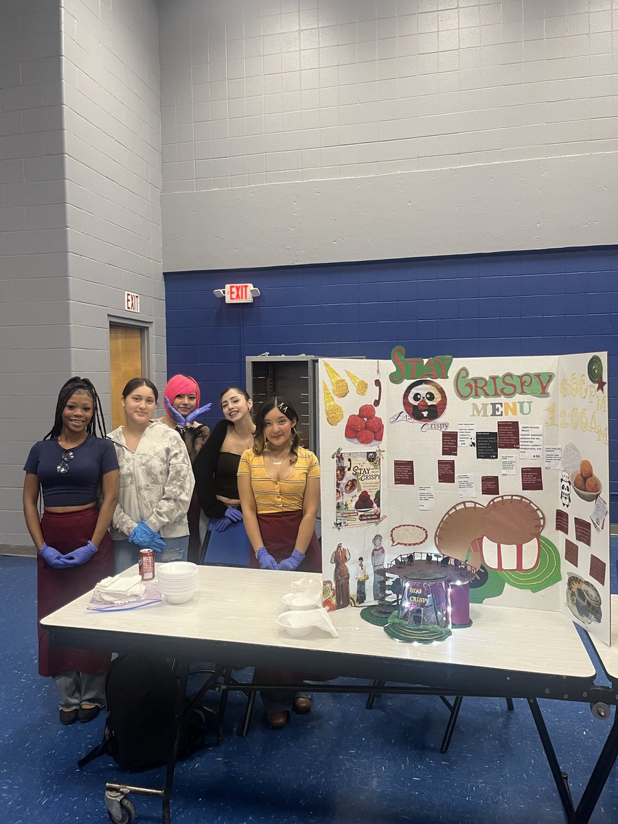 Chef Megan Tapia tweet media