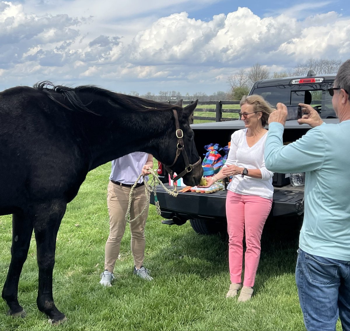 Lane's End tweet media