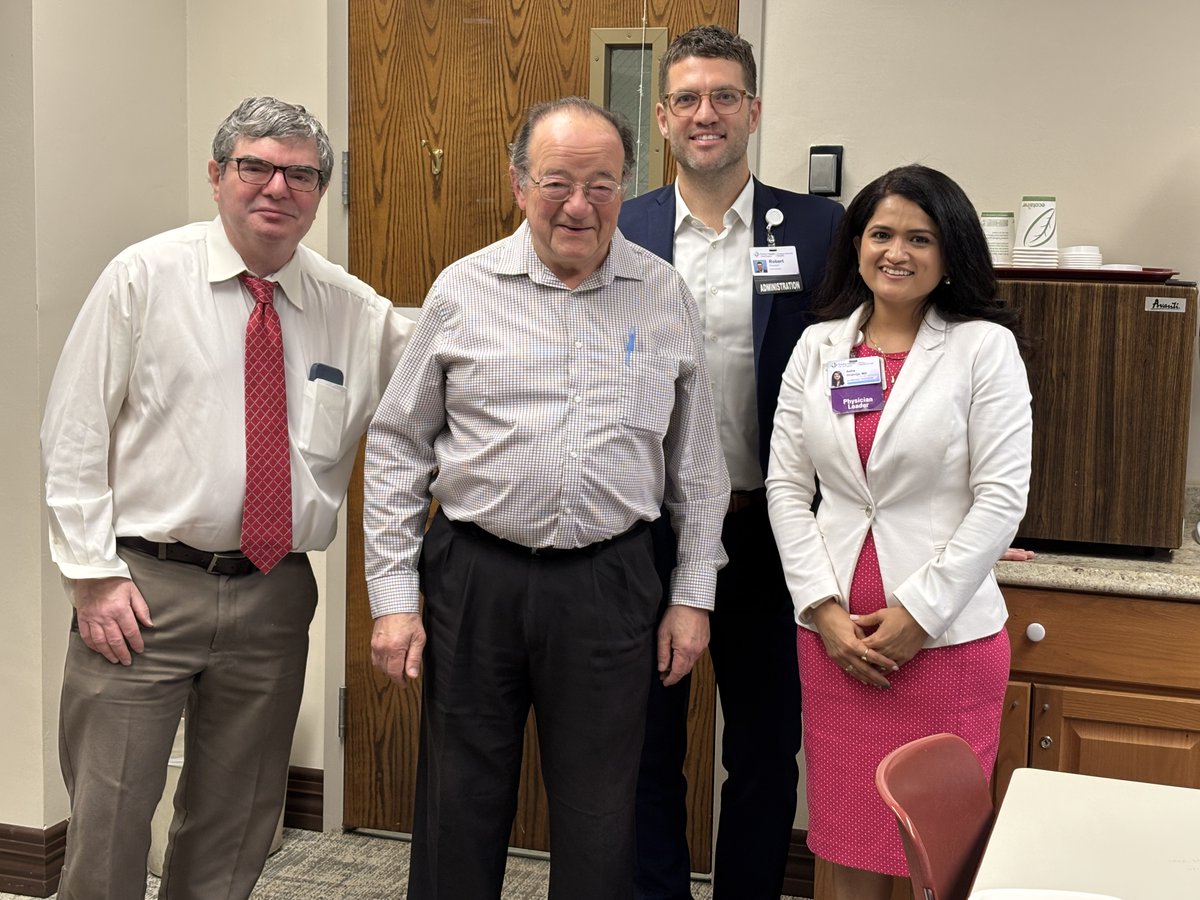 johnsonmemorial's tweet photo. Doctors Day offered an opportunity to recognize the physicians at Johnson Memorial Hospital who are committed to caring for our community with compassion and professionalism. https://t.co/HWo10GjC0W