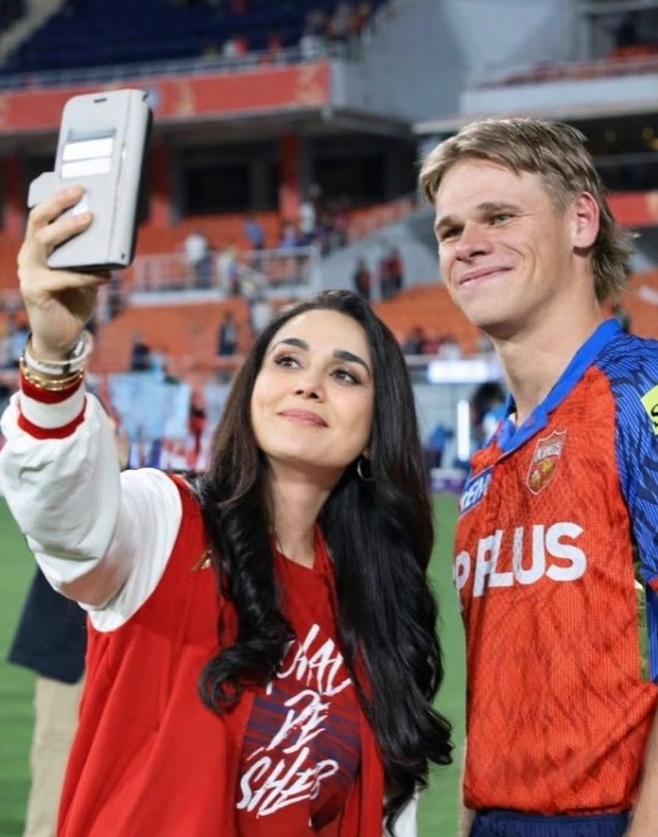 Preity G Zinta tweet media