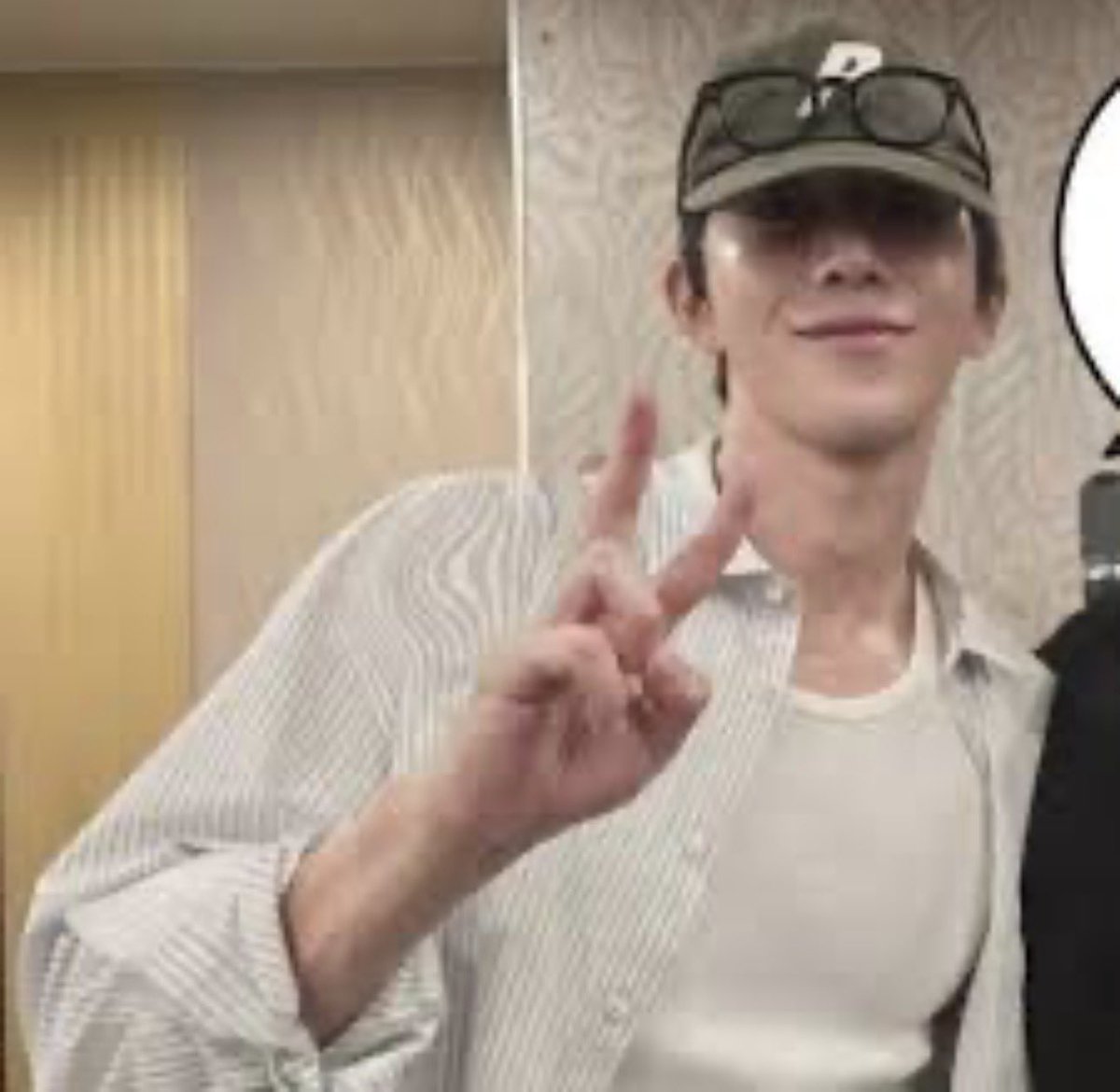 東宮wrap partyの時の写真だねー🤍
アップでも肌つるんつるん🥹
 #ナムジュヒョク #남주혁 #NamJooHyuk