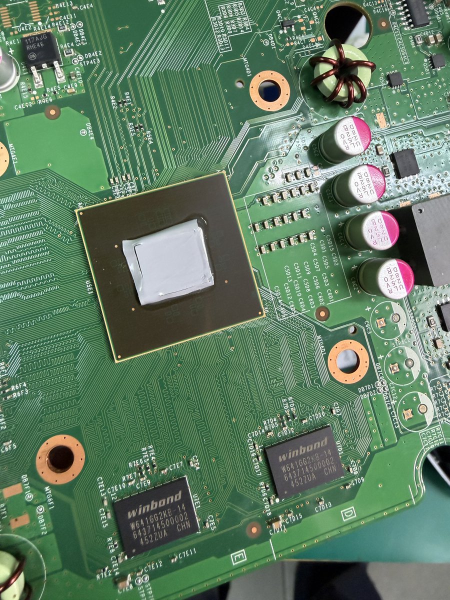 modyfikatorcasper tweet media